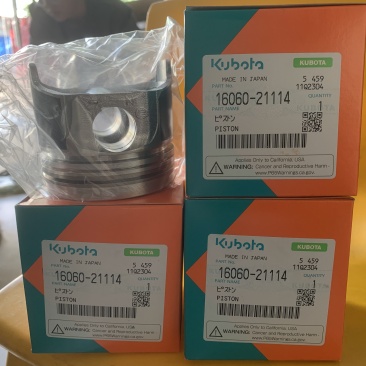 PISTON 16060-21114